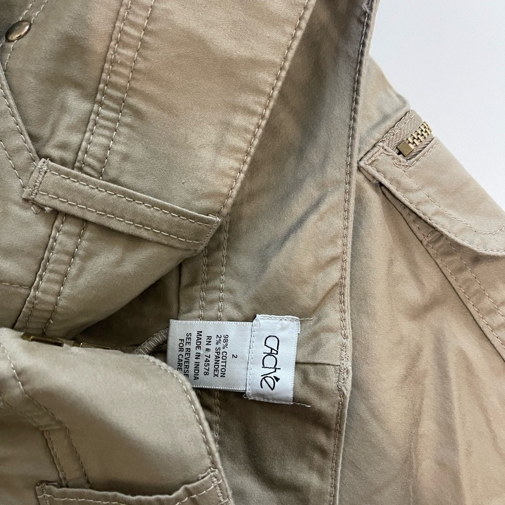 Cache Khaki Cargo Bermuda Shorts - Picture 3 of 3